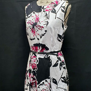 Willi Smith White / Black / Red With Belt Dress